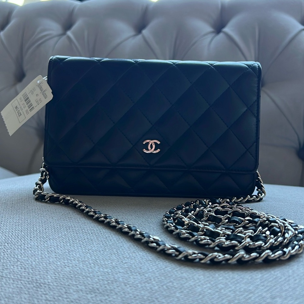Chanel Wallet On Chain Black Lambskin Like New - Picture 3 of 17